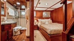 Motoryacht in Split / ACI Marina Split thumbnail 64