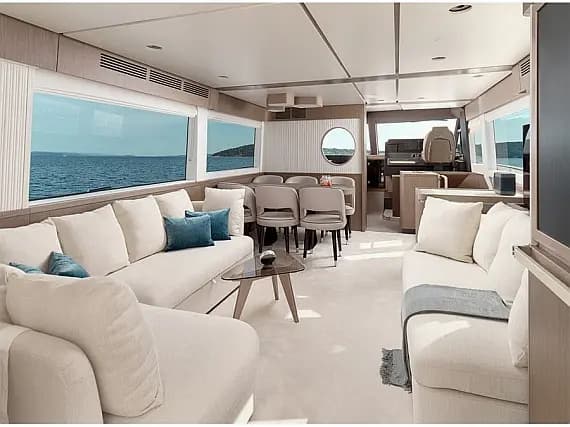 Azimut Magellano 66 in Split / ACI Marina Split - Photo 2