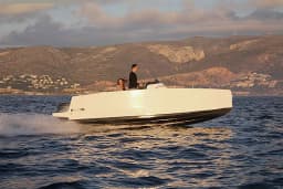 Nuva M6 Open in Vigo / Real Club Nautico de Vigo thumbnail 12