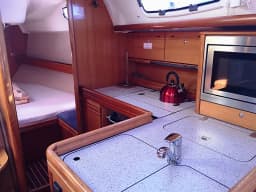 Bavaria 34 Cruiser in Primošten / Marina Kremik thumbnail 5