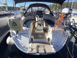 Bavaria 34 Cruiser in Primošten / Marina Kremik thumbnail 7