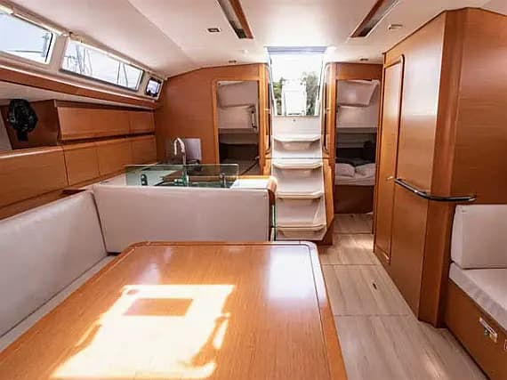 Sun Odyssey 449 in Kefalonia / Agia Effimia - Photo 3