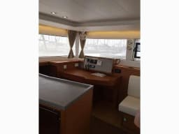 Lagoon 450 in Athens / Alimos Marina thumbnail 3