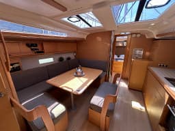 Dufour 430 in Corfu / Gouvia / D-Marin Marina Gouvia thumbnail 22