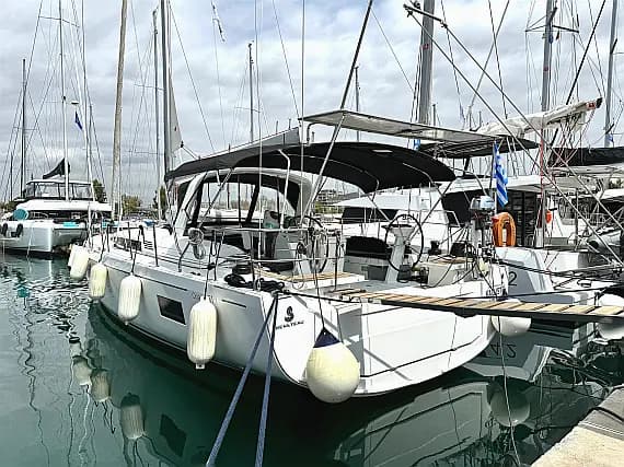 Oceanis 51.1 in Athens / Alimos Marina - Photo 1