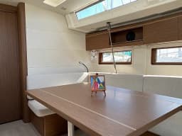 Oceanis 51.1 in Athens / Alimos Marina thumbnail 10