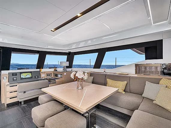 Alegria 67 in Cannes / IGY Vieux-Port de Cannes - Photo 3