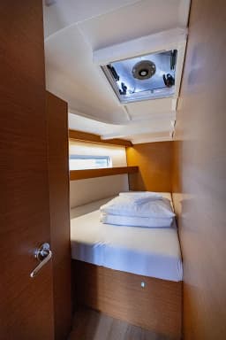 Sun Odyssey 440 in Kaštel Gomilica / Marina Kaštela thumbnail 10