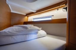 Sun Odyssey 440 in Kaštel Gomilica / Marina Kaštela thumbnail 17