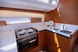 Sun Odyssey 440 in Kaštel Gomilica / Marina Kaštela thumbnail 8