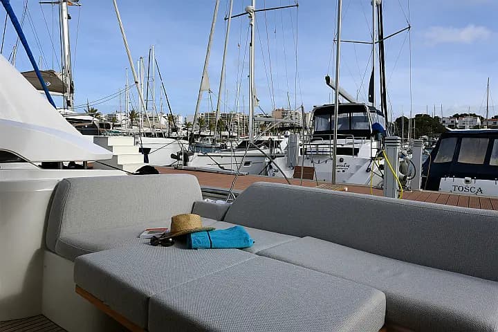 Prestige 42 Fly in Mallorca / El Arenal / Club Nàutic S`Arenal - Photo 4