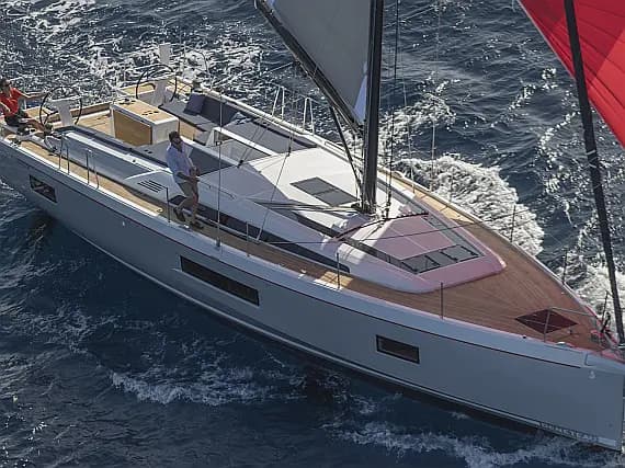 Oceanis 51.1 in Sardinia / Portisco / Marina di Portisco - image 1