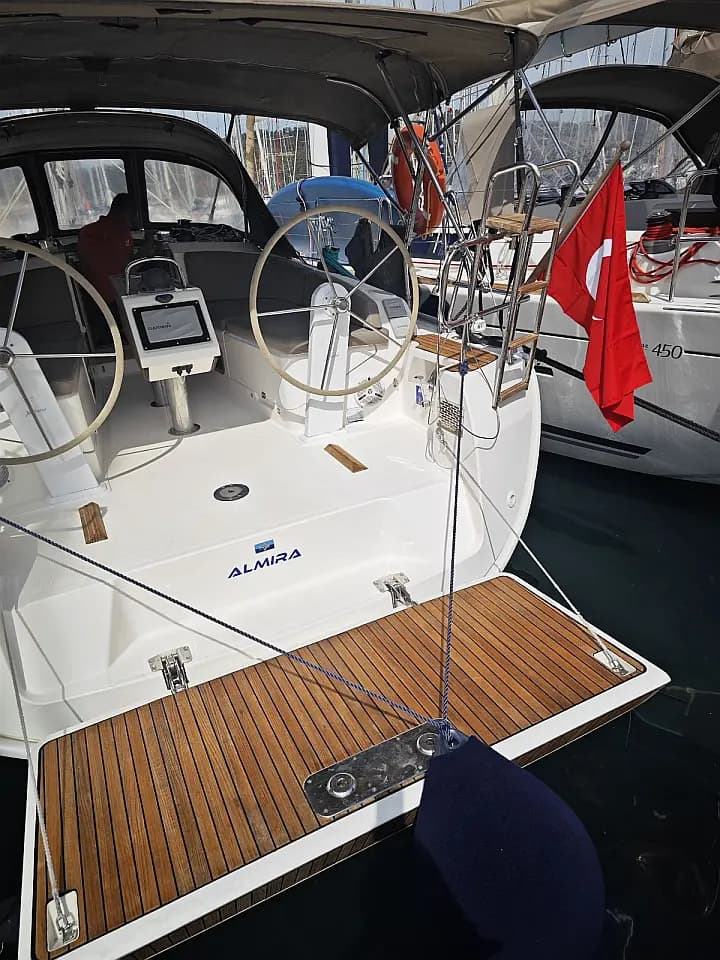 Bavaria Cruiser 37 in Fethiye / Ece Marina - Photo 3