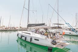 Oceanis 40.1 in Athens / Alimos Marina thumbnail 16