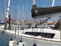 Dufour 460 Grand Large in Palairos / Marina Paleros thumbnail 11