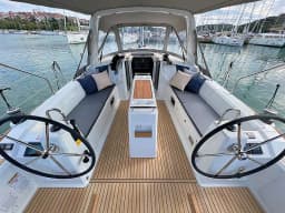 Oceanis 38.1 in Pula / Tehnomont Marina Veruda thumbnail 13