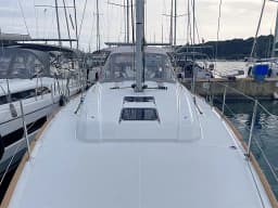Oceanis 38.1 in Pula / Tehnomont Marina Veruda thumbnail 16