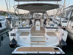 Oceanis 38.1 in Pula / Tehnomont Marina Veruda thumbnail 7