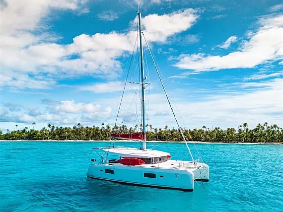 Lagoon 42 in Papeete, Tahiti / Papeete - Photo 1