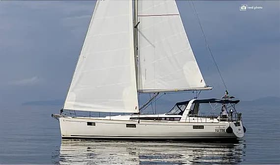 Oceanis 48 in Puntone / Marina di Scarlino - Photo 1