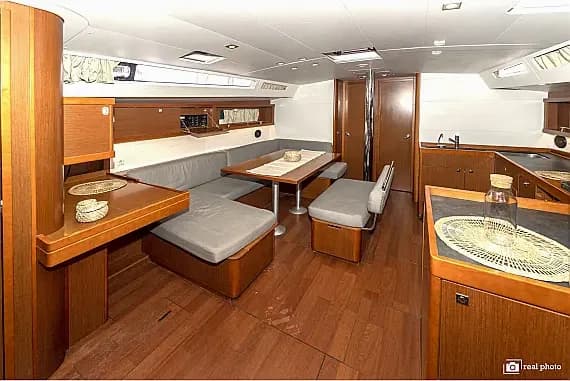 Oceanis 48 in Puntone / Marina di Scarlino - Photo 3
