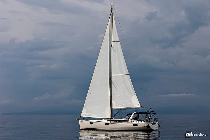 Oceanis 48 in Puntone / Marina di Scarlino - Photo 4