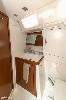 Oceanis 48 in Puntone / Marina di Scarlino thumbnail 8
