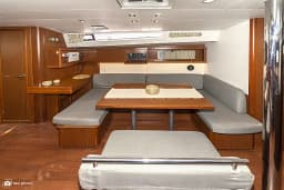 Oceanis 48 in Puntone / Marina di Scarlino thumbnail 9