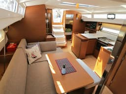 Sun Odyssey 440 in Lavrion Main Port thumbnail 14