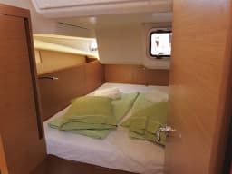 Sun Odyssey 440 in Lavrion Main Port thumbnail 18