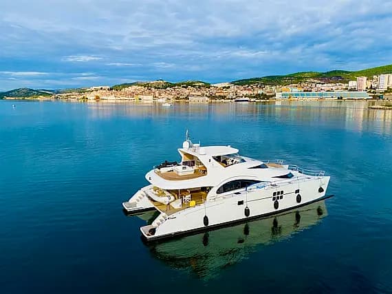 Sunreef 70 Power in Šibenik / D-Marin Marina Mandalina - Photo 1