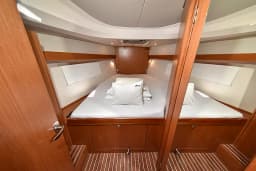 Bavaria C42 in Sukošan / D-Marin Dalmacija Marina thumbnail 24