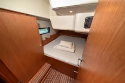 Bavaria C42 in Sukošan / D-Marin Dalmacija Marina thumbnail 45