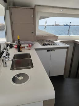 Isla 40 in Sicily / Castellammare del Golfo / Porto di Castellammare del Golfo thumbnail 14