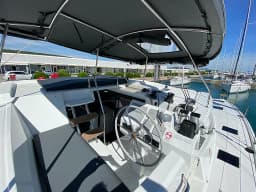 Astréa 42 in Sukošan / D-Marin Dalmacija Marina thumbnail 7