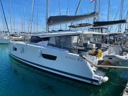 Astréa 42 in Sukošan / D-Marin Dalmacija Marina thumbnail 4