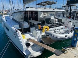 Astréa 42 in Sukošan / D-Marin Dalmacija Marina thumbnail 5