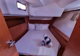 Oceanis 54 in Koh Chang thumbnail 6