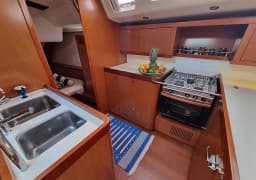 Oceanis 54 in Koh Chang thumbnail 9