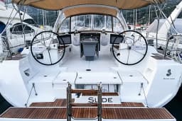 Oceanis 45 in Tivat / Porto Montenegro thumbnail 7