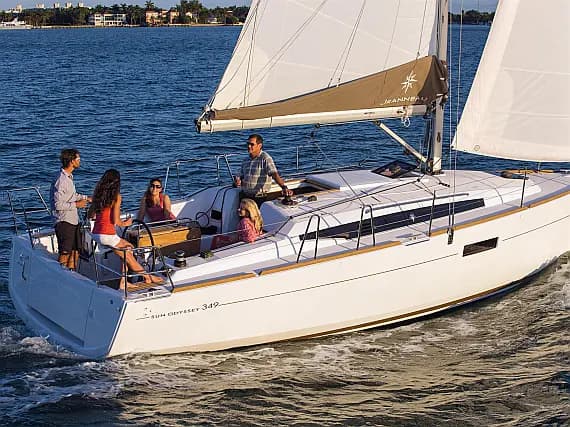Sun Odyssey 349 in Pirovac / Marina Pirovac - Photo 1