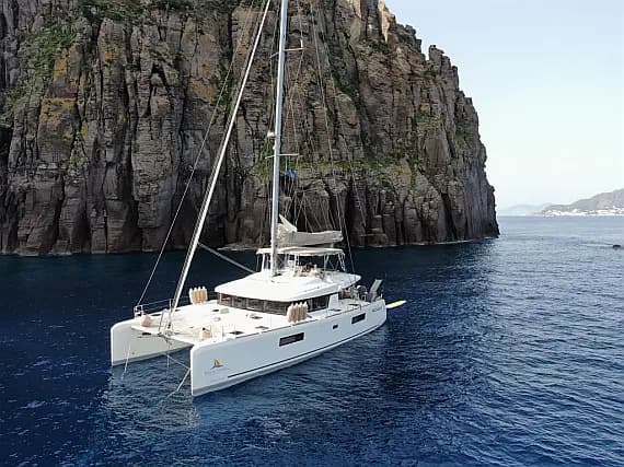 Lagoon 52F in Sicily / Capo d'Orlando Marina - Photo 1