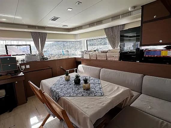 Lagoon 52F in Sicily / Capo d'Orlando Marina - Photo 3