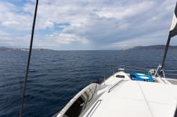 Lagoon 450 Fly in Santorini / Vlichada port thumbnail 33