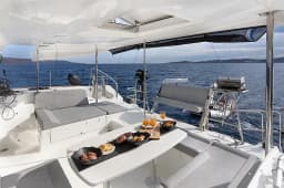 Lagoon 450 Fly in Santorini / Vlichada port thumbnail 35