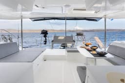 Lagoon 450 Fly in Santorini / Vlichada port thumbnail 40