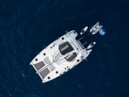 Lagoon 450 Fly in Santorini / Vlichada port thumbnail 47