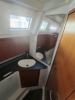 Bavaria Cruiser 34 in Drage / Marina Drage thumbnail 4