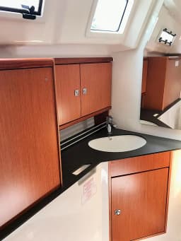 Bavaria Cruiser 34 in Drage / Marina Drage thumbnail 5