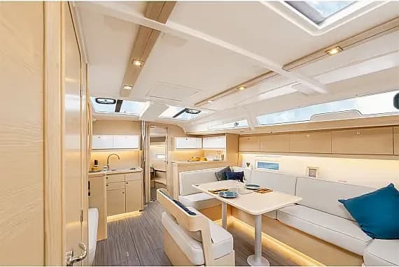 Dufour 430 in Rhodes New Marina - Photo 3